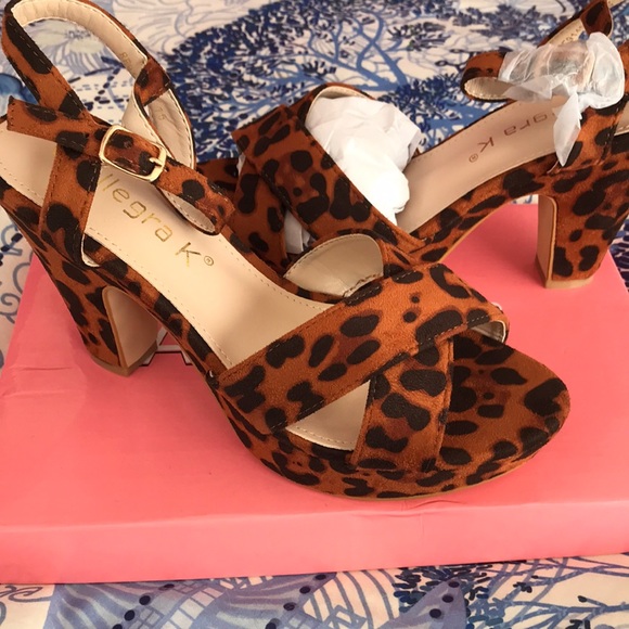 Leopard print platform heel - Picture 1 of 5